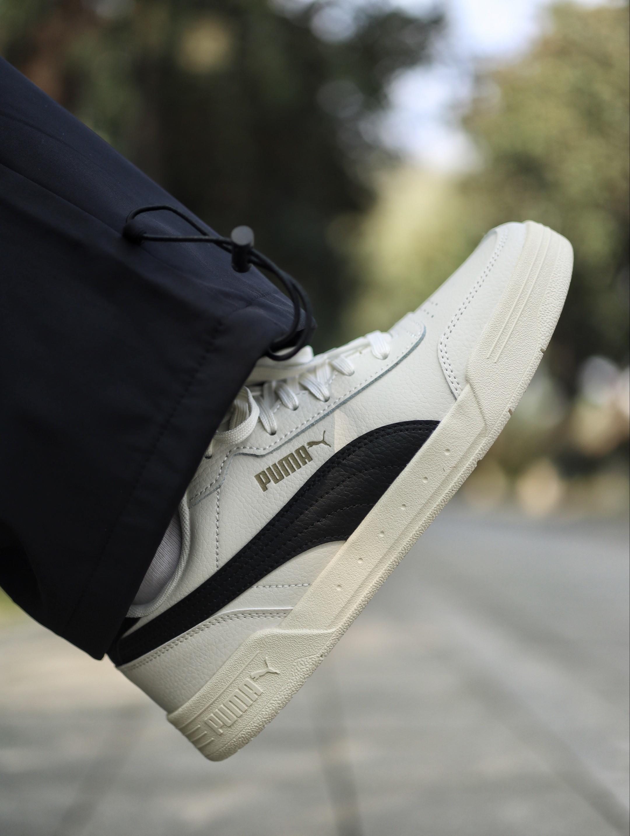 秋冬通勤穿什么❓米色板鞋轻松拿捏秋冬氛围感